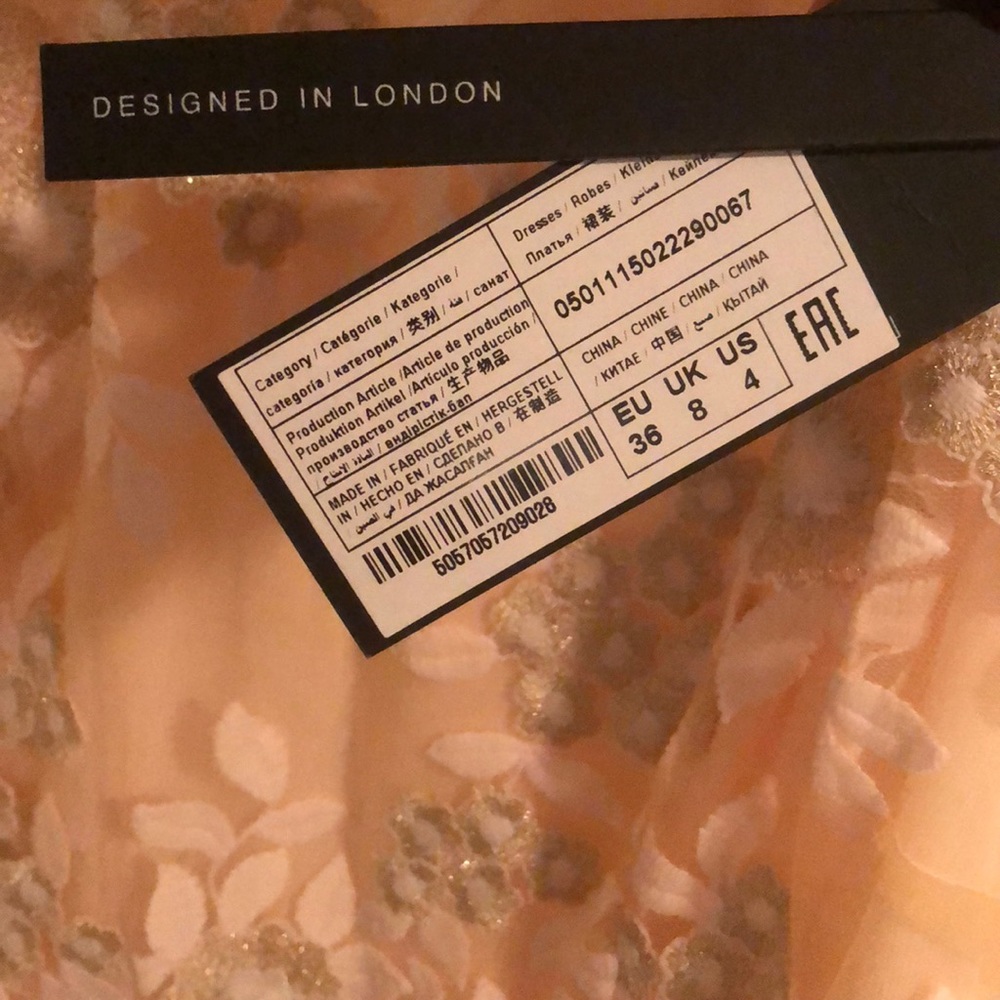 Elegant peach lace tool lined dress - Picture 6 of 6